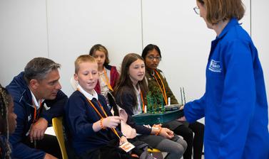 School pupils taking part in the I Will Survive activity at the University of Oxford